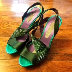 Beautiful green strappy high heeled sandals